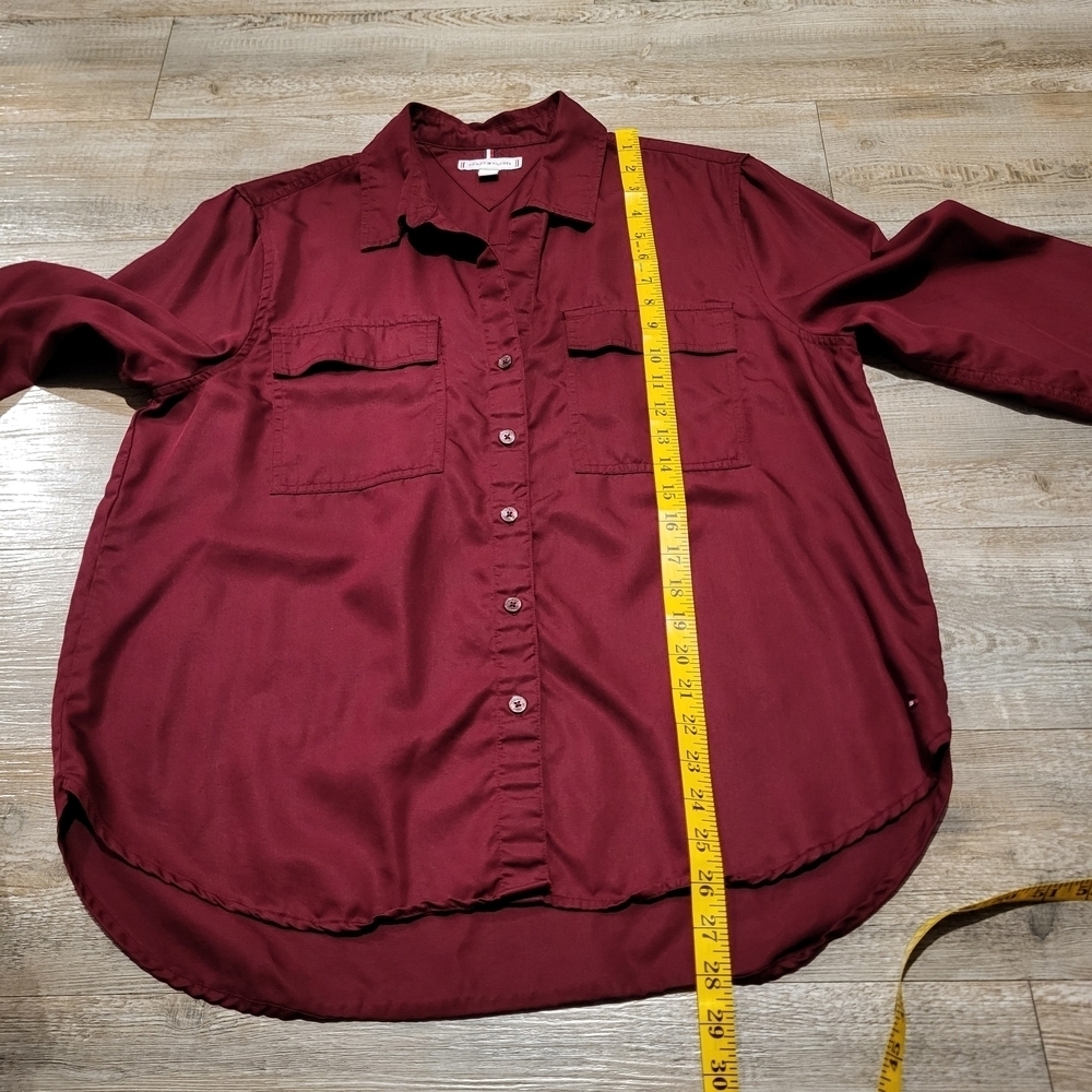 Tommy Hilfiger Button Up Shirt Roll Tab Utility Crimson Red Relaxed Womens Large - Picture 8 of 9